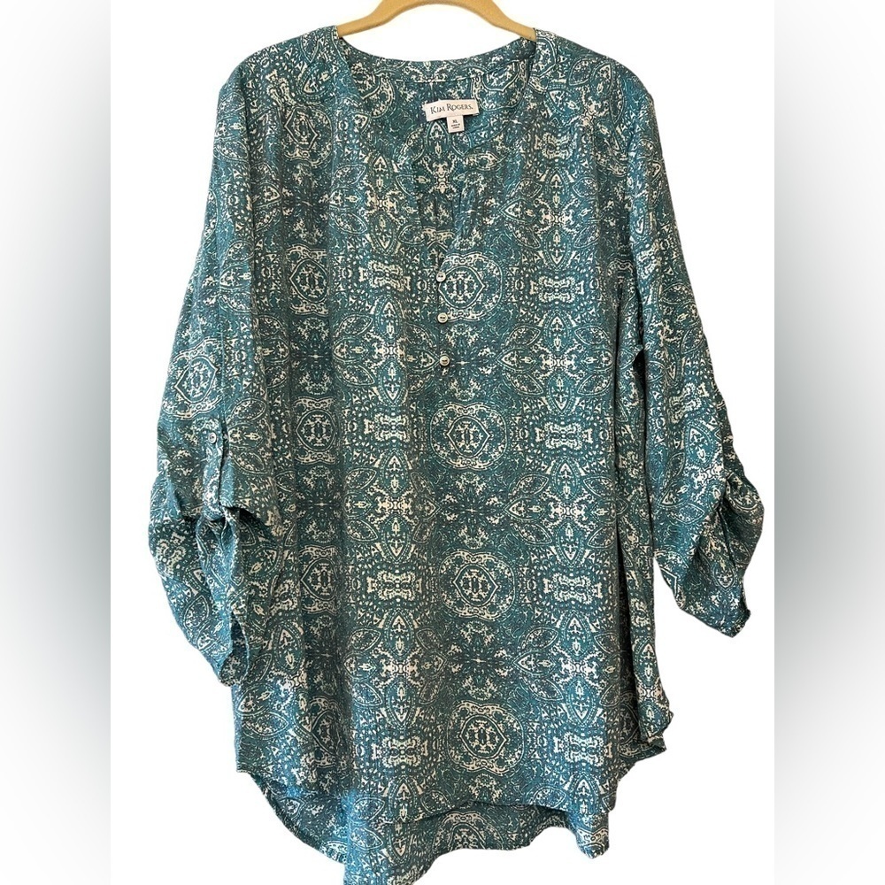Kim Rogers blouse size XL